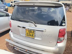 Toyota Corolla Rumion 2008 Silver