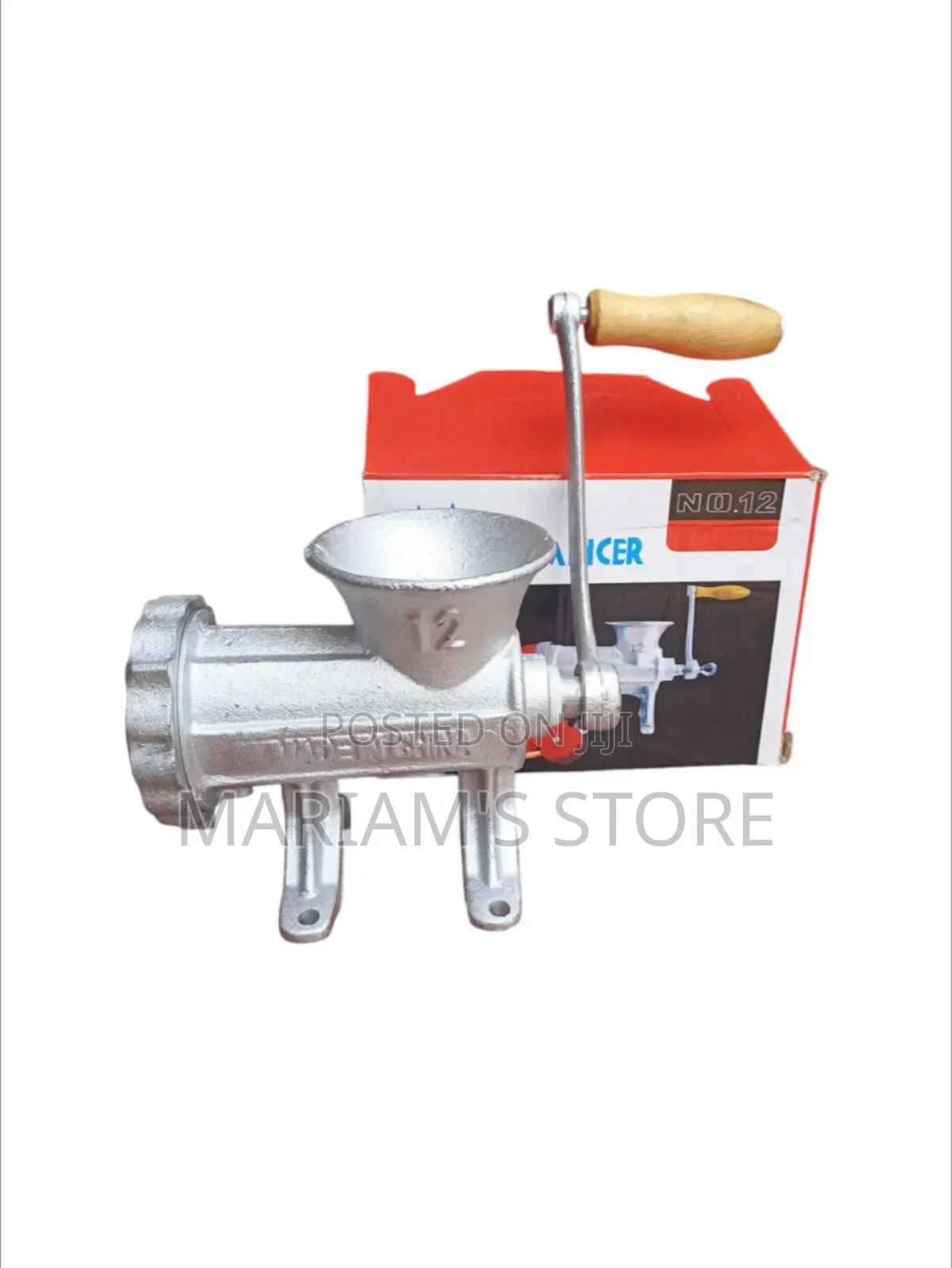 Manual Meat Mincer From Aluminum Alloy With A Tabletop Mounting Design