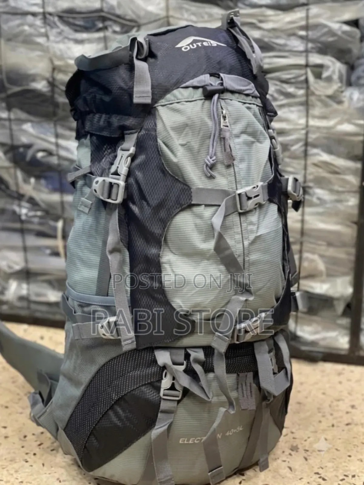 Hiking Courier