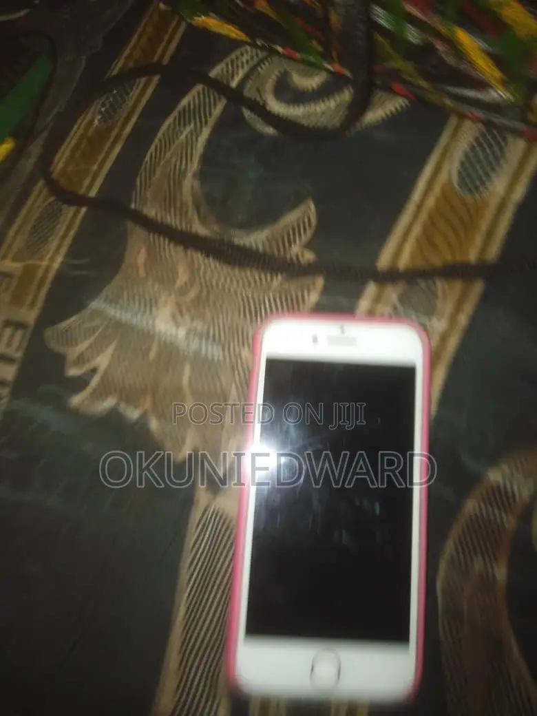 Apple iPhone 7 128 GB Rose Gold