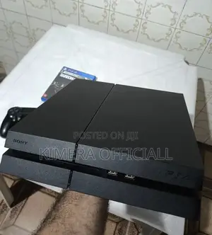 Ps4 Standard With 12 Games, 2pads. Better Than a Rainy Day Out.