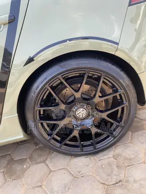 Volkswagen Golf 2018 Green