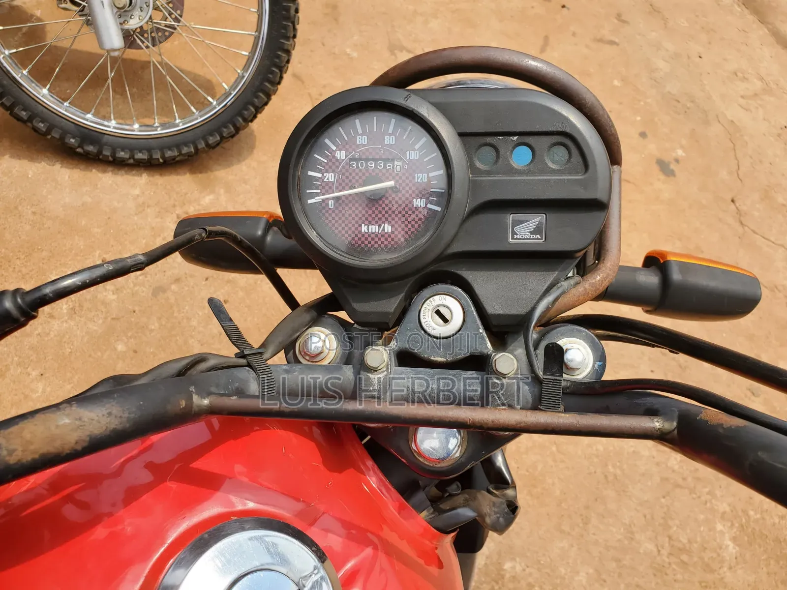 Honda CB 2018 Red