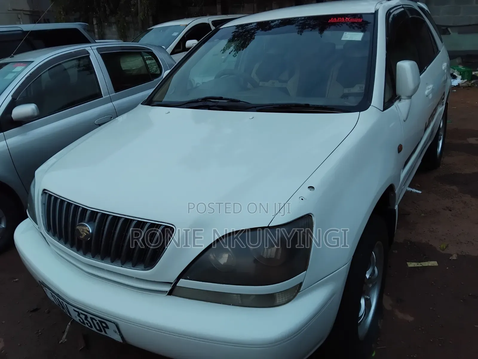 Toyota Harrier 2000 White