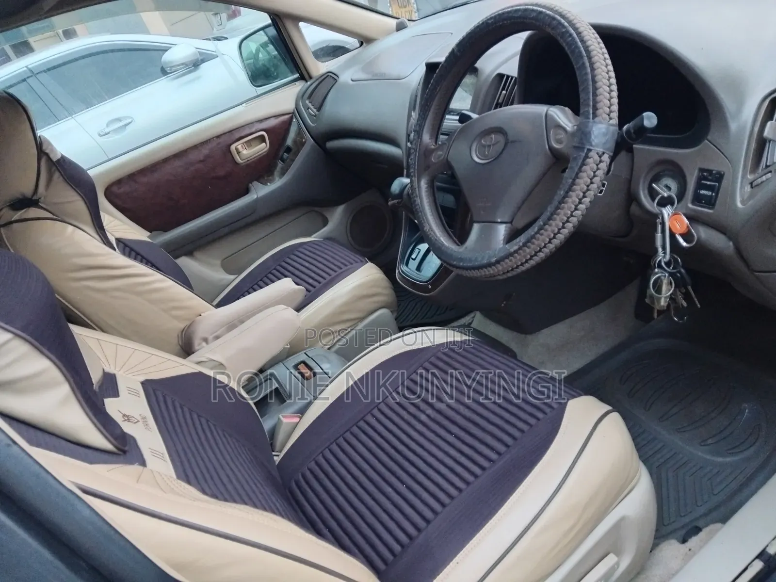 Toyota Harrier 2000 White