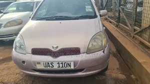 Toyota Vitz 1.0 FWD 3dr 2006 Pink