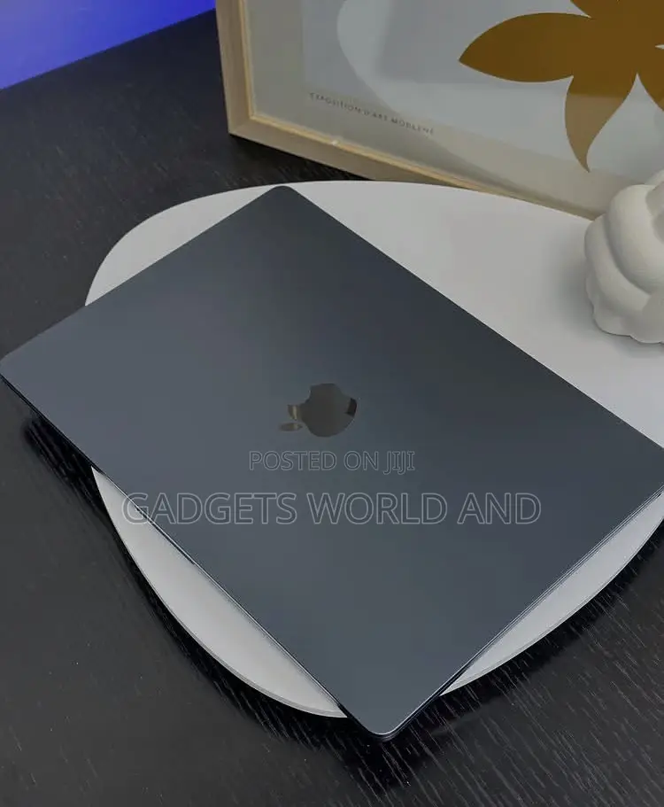 Laptop Apple MacBook Air 8GB Apple M3 SSD 512GB