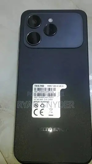 Tecno Spark 40 128 GB Black