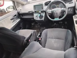 Toyota Wish 2010 White
