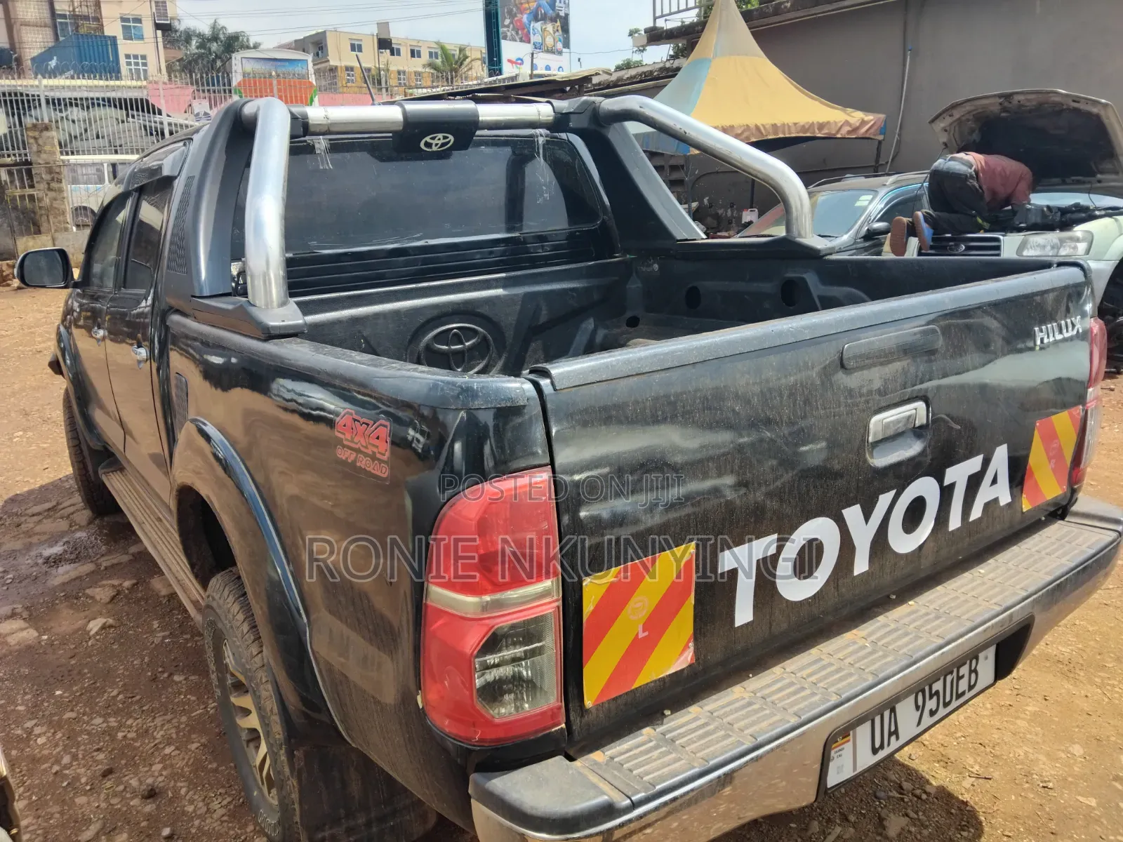 Toyota Hilux 2009 Black