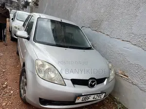 Mazda Demio 2005 Silver