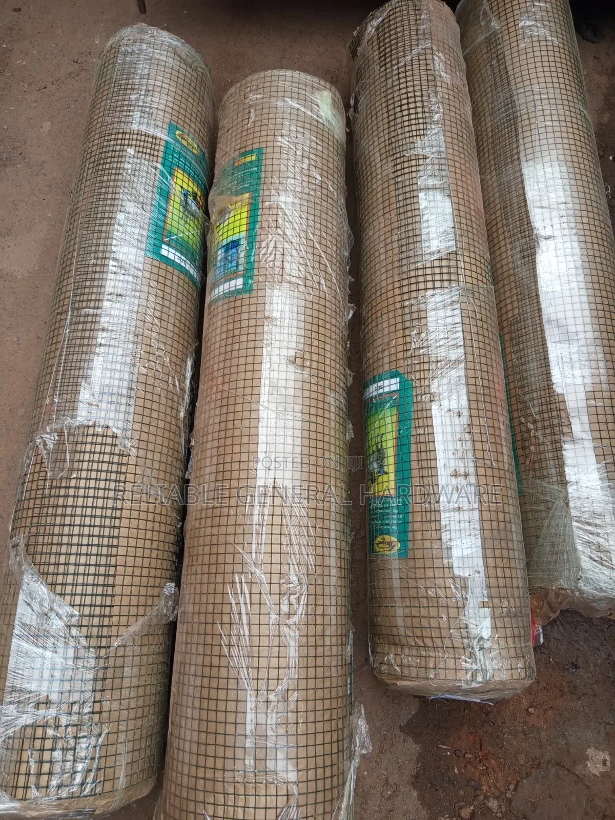 Chicken Mesh Green Coated 4ft X 25meters