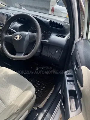 Toyota Wish 2010 White