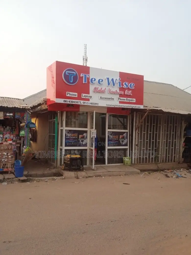 4 Shops 3 Single Rooms – Nakulabye