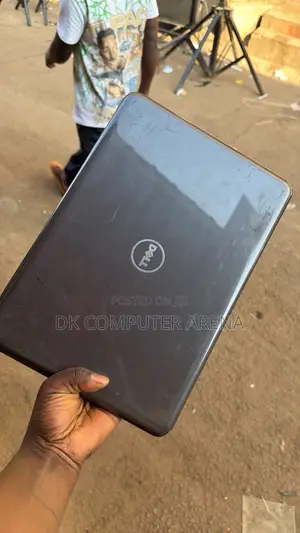 Laptop Dell Latitude 13 3380 4GB Intel Core i3 HDD+SSD 500GB