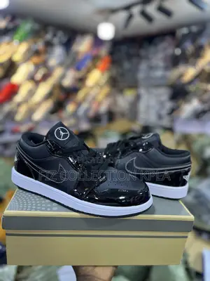 Original Air Jordan 1 Low Premium Black White Sneakers