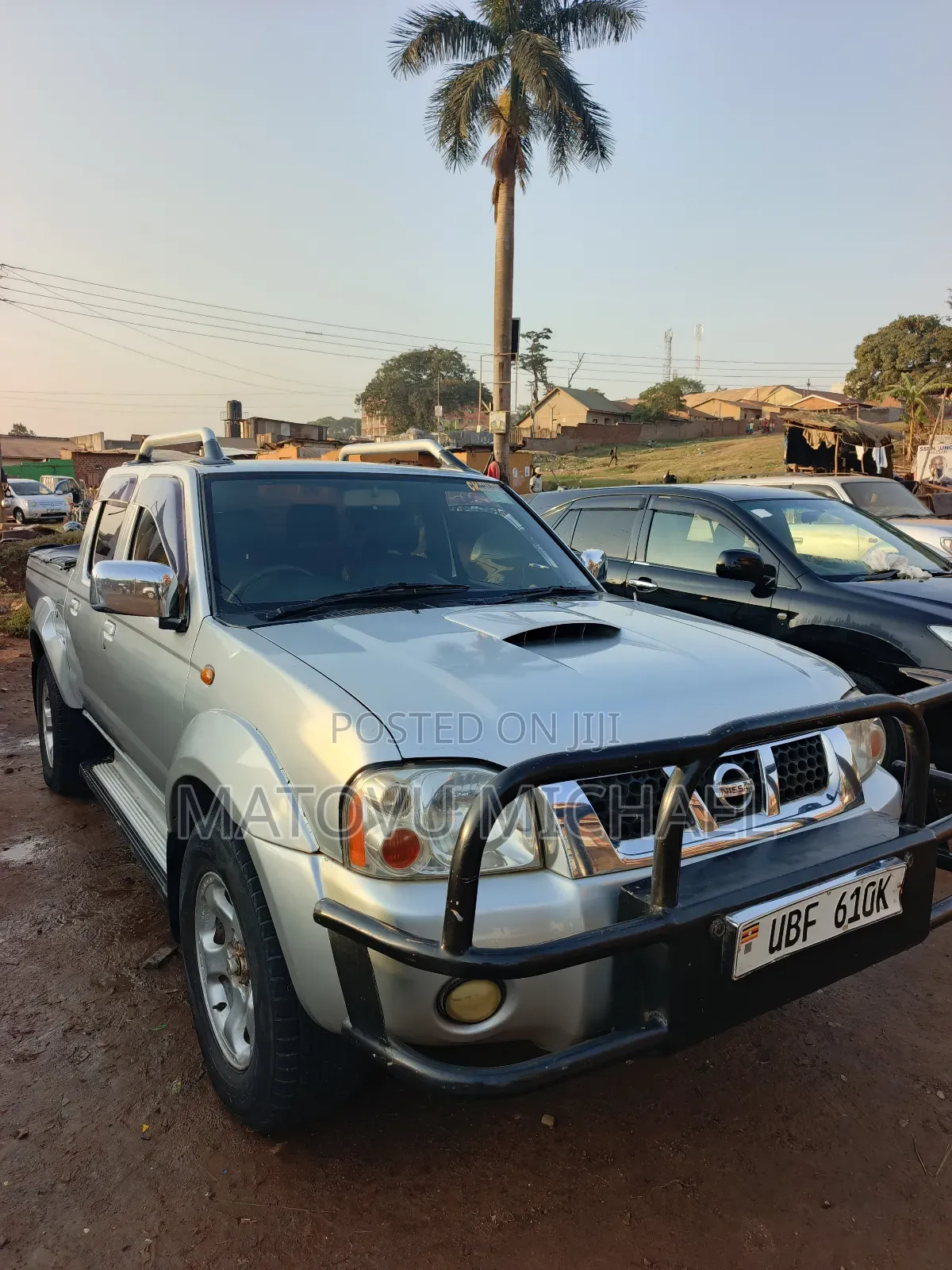 Nissan Hardbody 2003 Gray
