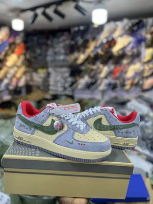Nike Air Force 1 Grey Red Exclusive Urban Sneakers