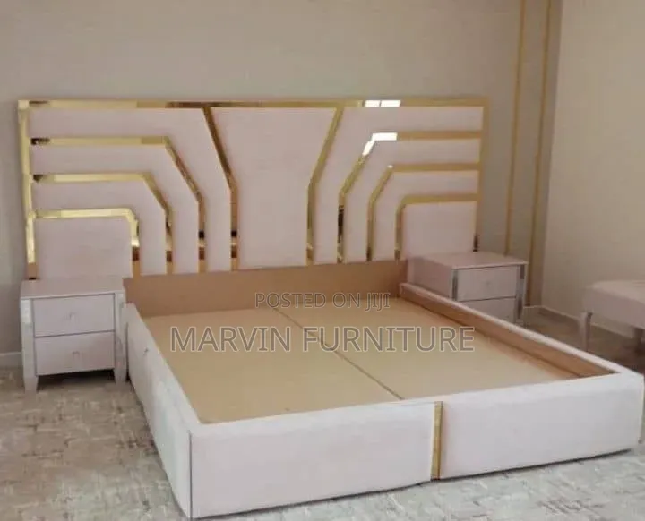 5by6queen Bed With Two Drawer