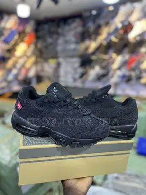 Nike Air Max 95 Levi’S Black Premium Sneakers
