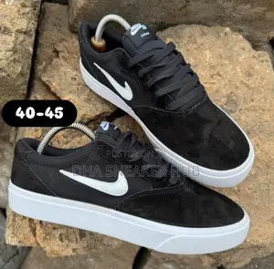Nike Sb Force Black White Simple Classic Sneakers