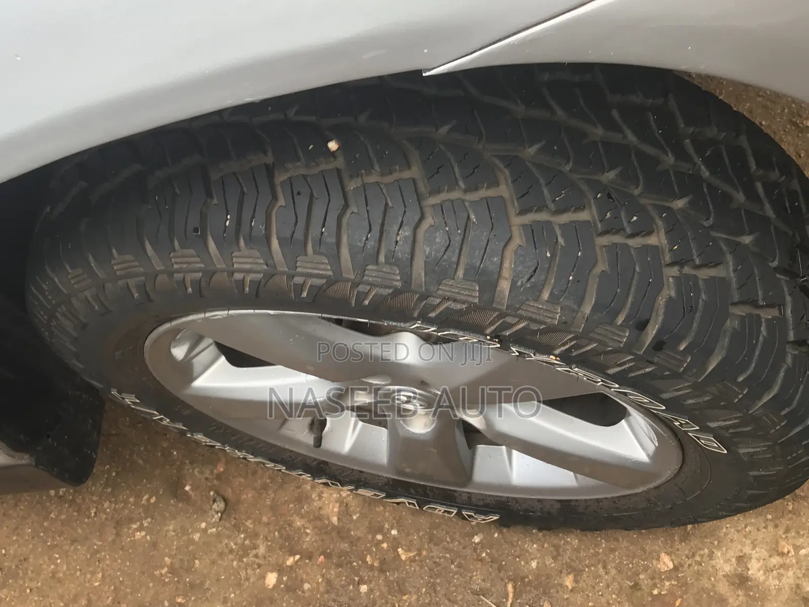 Toyota Harrier 2009 Silver