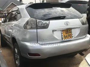 Toyota Harrier 2009 Silver