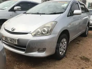 Toyota Wish 2007 Silver