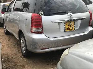 Toyota Wish 2007 Silver
