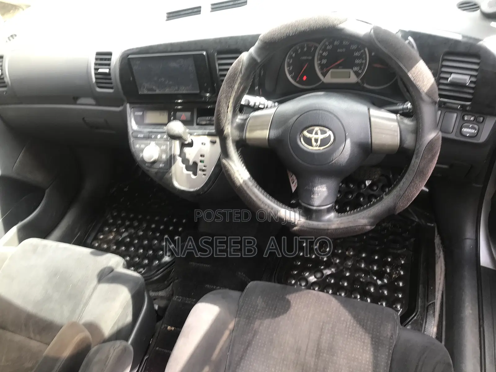 Toyota Wish 2007 Silver