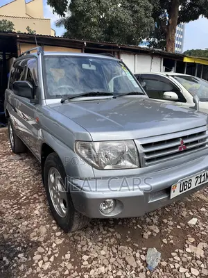 Mitsubishi Pajero IO 2007 Silver