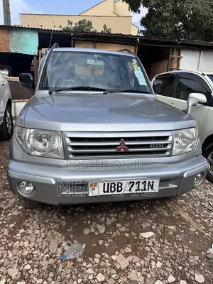 Mitsubishi Pajero IO 2007 Silver