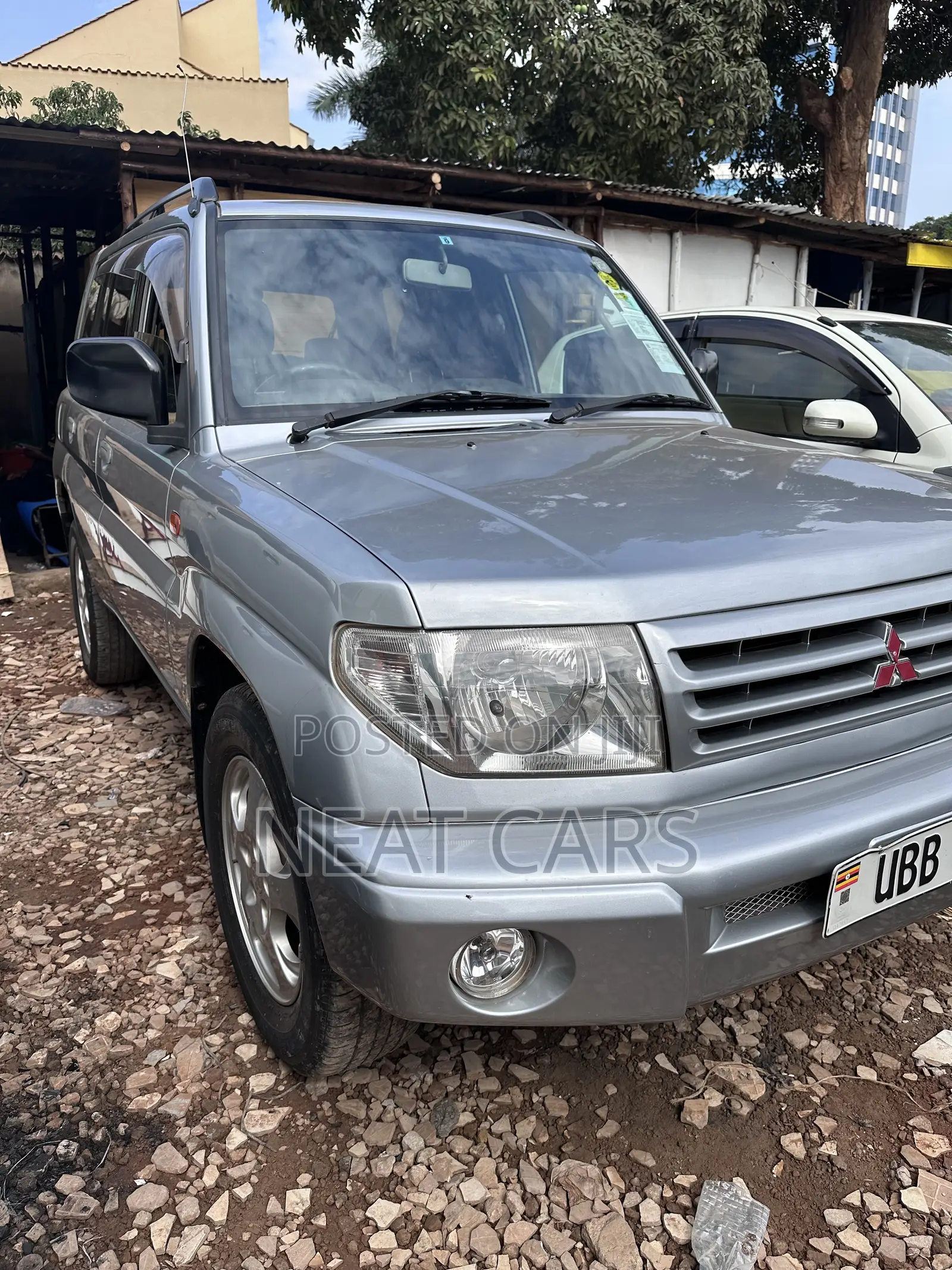 Mitsubishi Pajero IO 2007 Silver