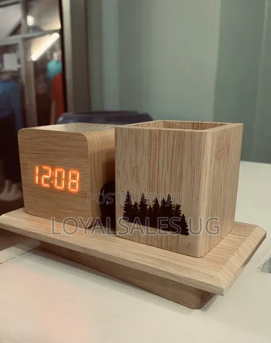 Desk Organizer With an Alarm
