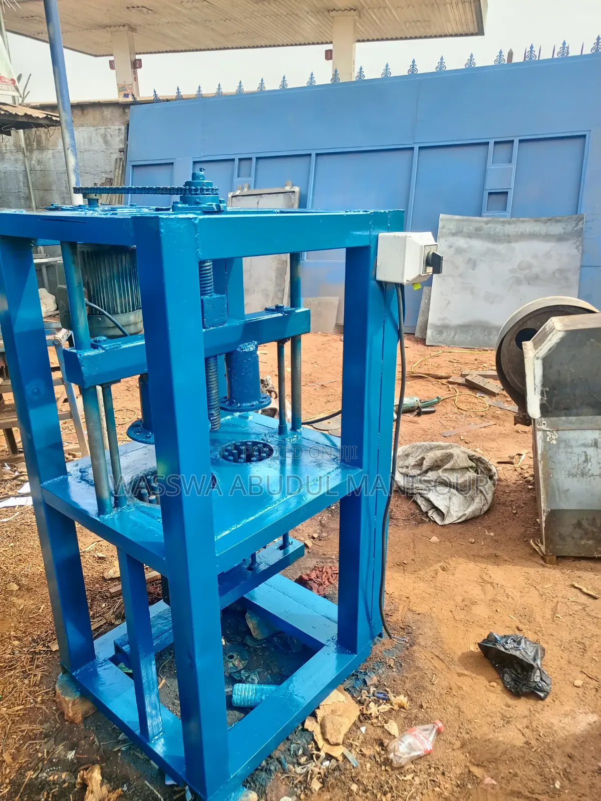 Electric Handcom Briquette