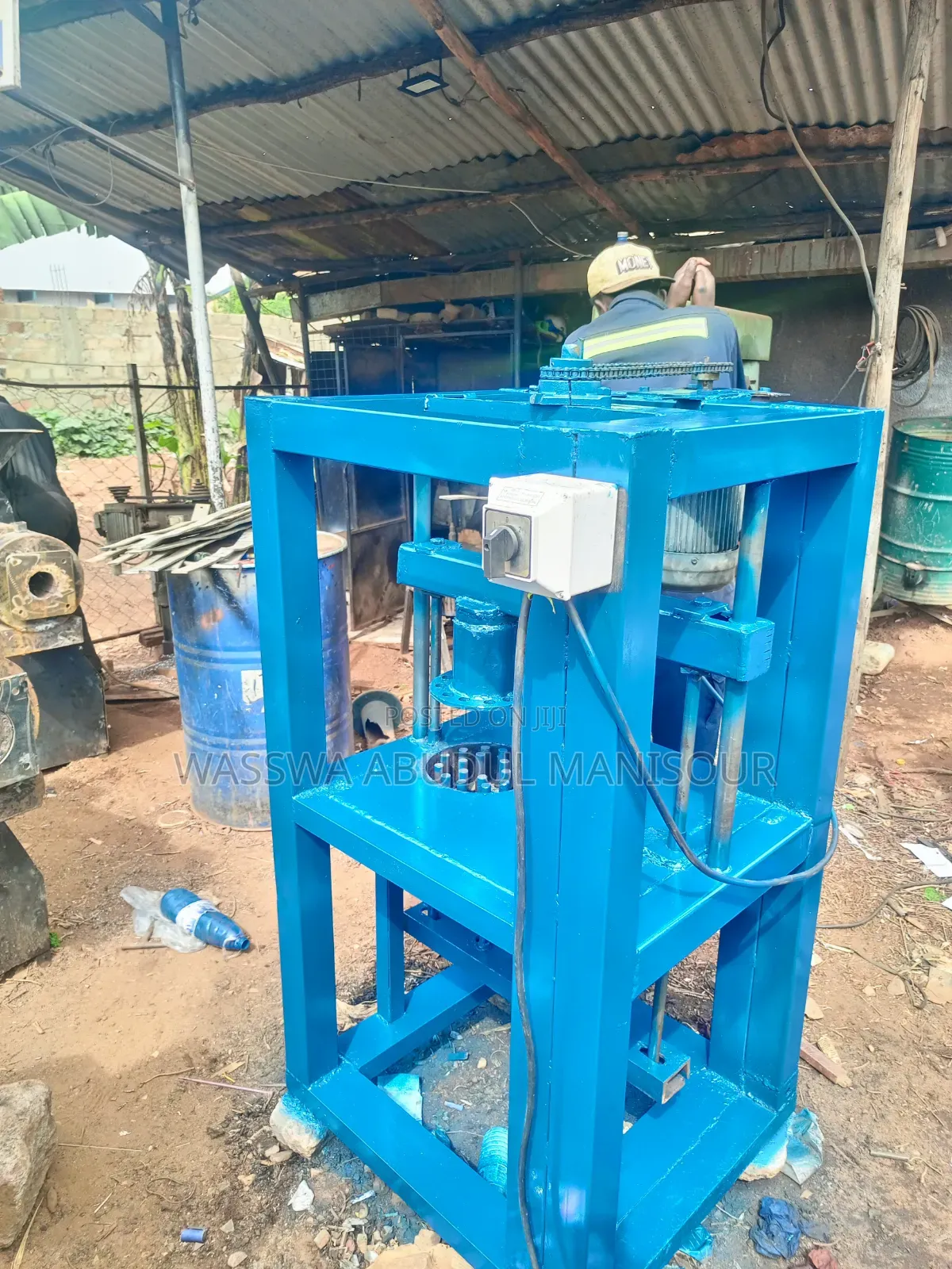 Electric Handcom Briquette