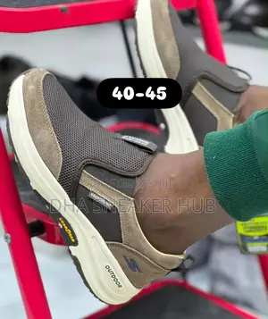 Outdoor Best Quality Sneakers