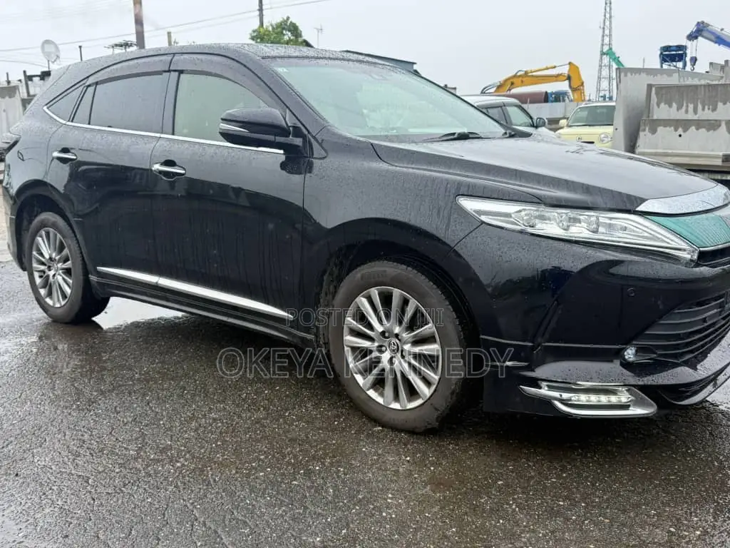 Toyota Harrier 2018 Black
