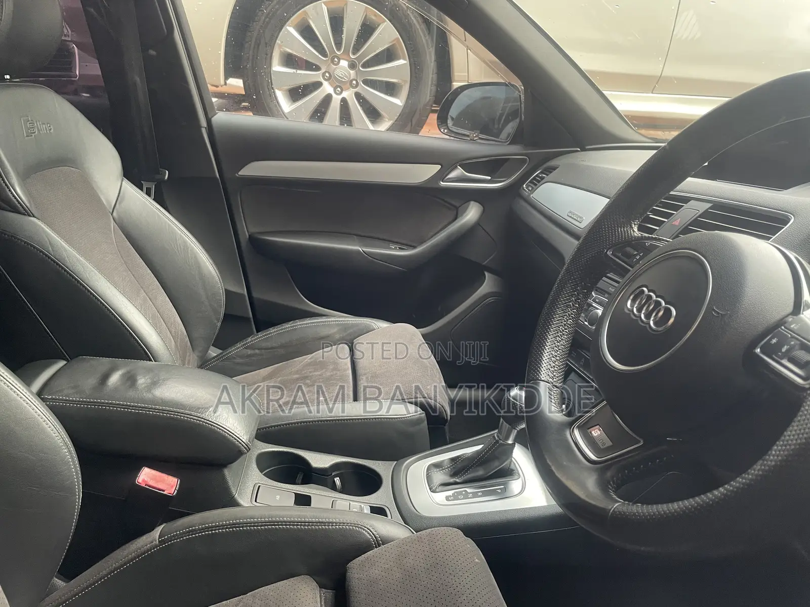 Audi Q3 2015 Black