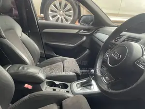 Audi Q3 2015 Black