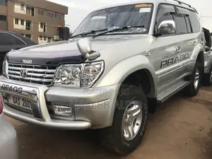 Toyota Land Cruiser Prado 2000 Silver