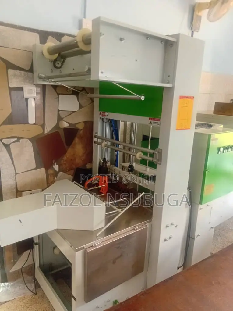 Semi-Automatic Shrink Wrapper
