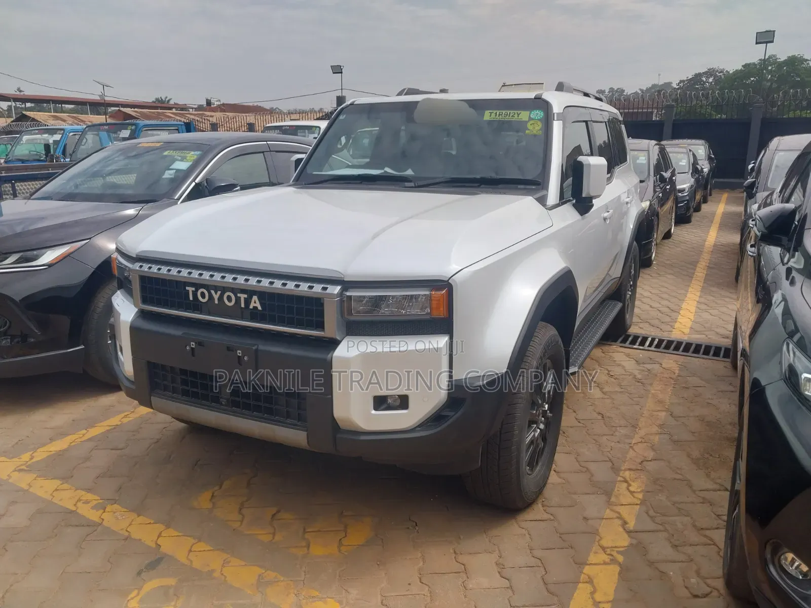 Toyota Land Cruiser LC250 2024 White