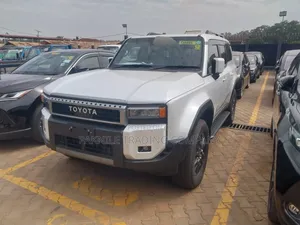 Toyota Land Cruiser LC250 2024 White