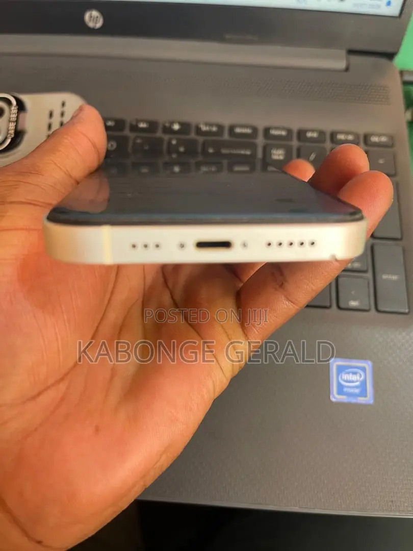 Apple iPhone 13 256 GB White