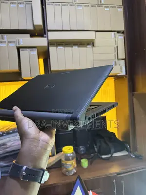 New Laptop Dell Latitude 13 3340 4GB Intel Celeron HDD 500GB