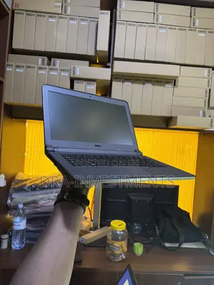 Laptop Dell Latitude 13 3340 4GB Intel Core i3 HDD 500GB