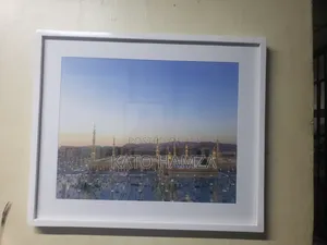 HZ Frames and Interiors