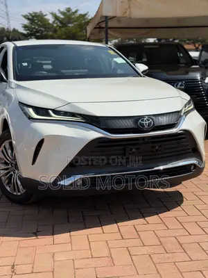 Toyota Harrier 2.0 2020 White