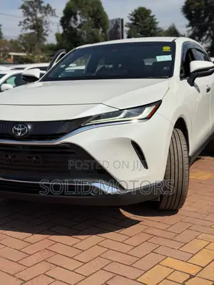 Toyota Harrier 2.0 2020 White